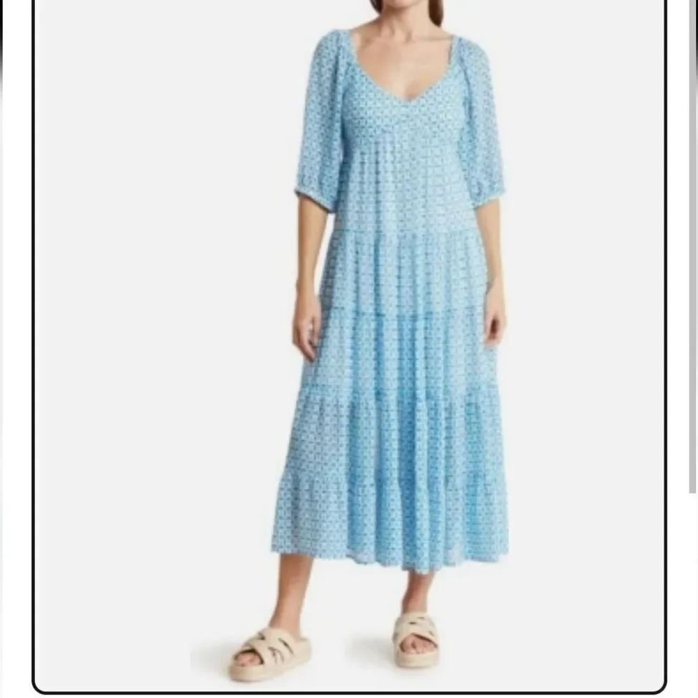 MELLODAY Blue and White GeometricโDesign Tiered Maxi